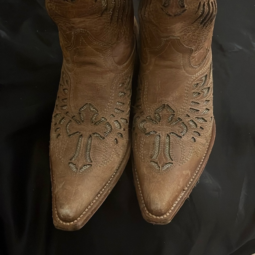 Cowgirl boots, best used to go out